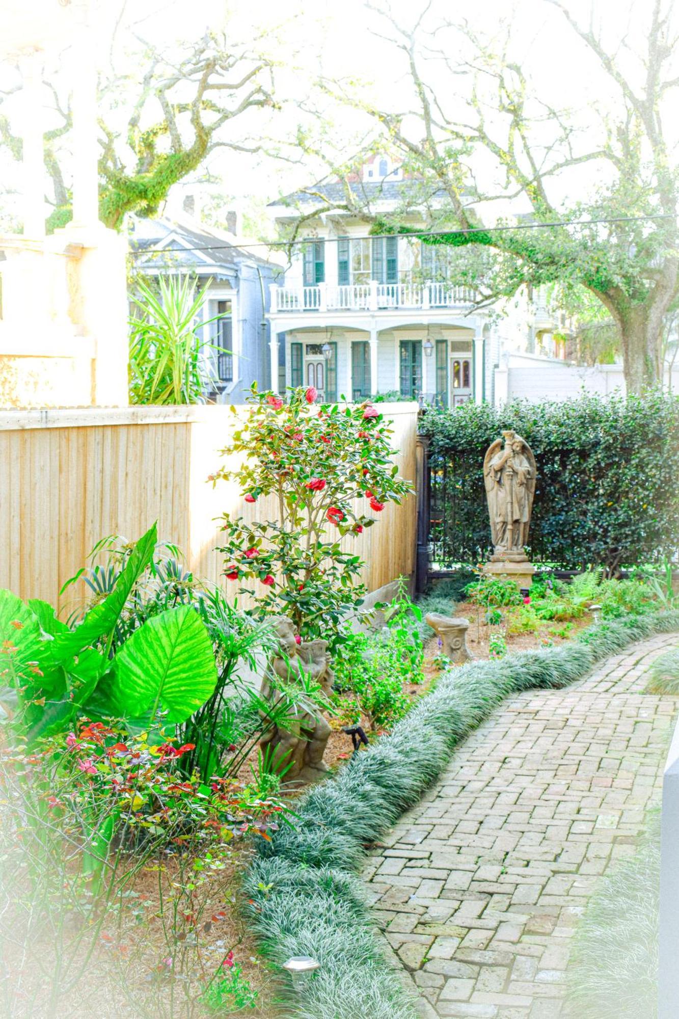 Bed & Breakfast The Lanaux Mansion