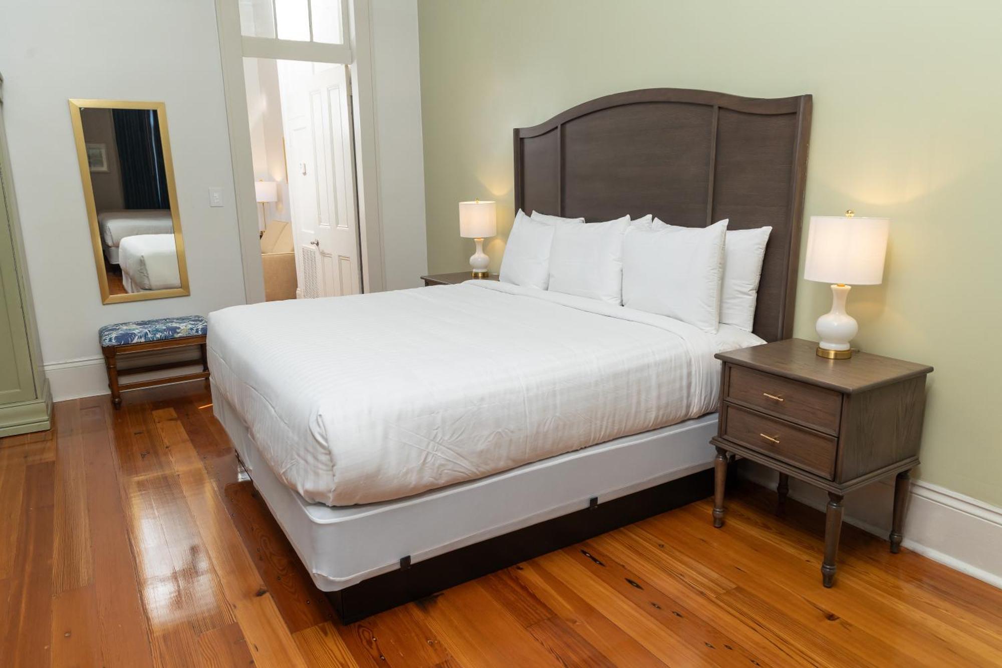 Hotel Lamothe House A French Quarter