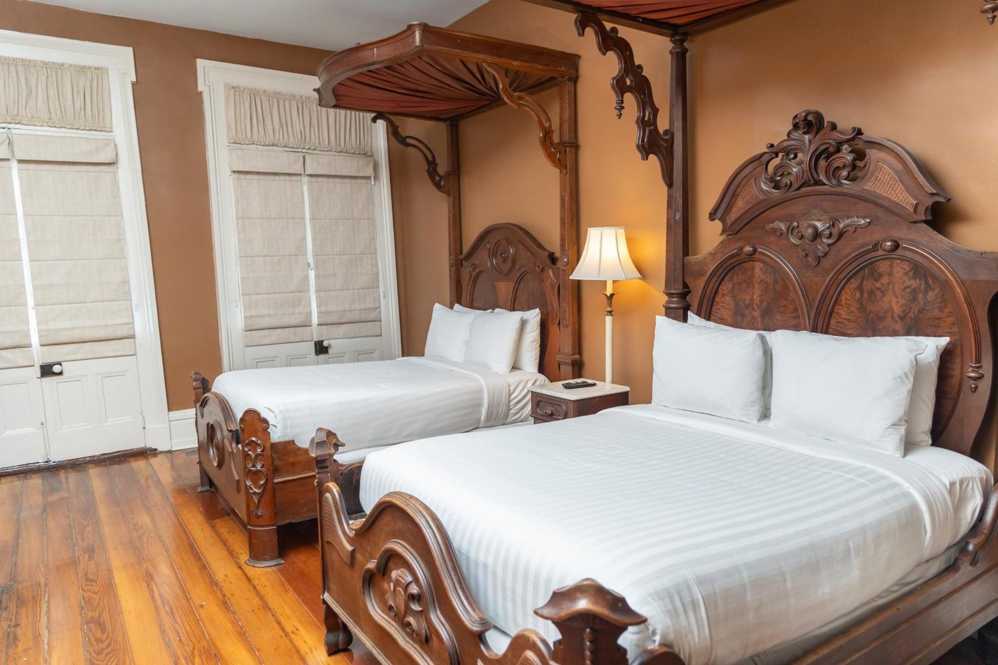 Lamothe House A French Quarter Hotel 4*