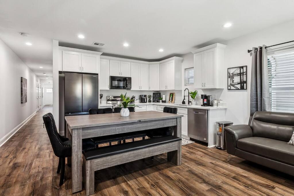 Apartment Luxury Nola 6 Bedroom Oasis New Orleans