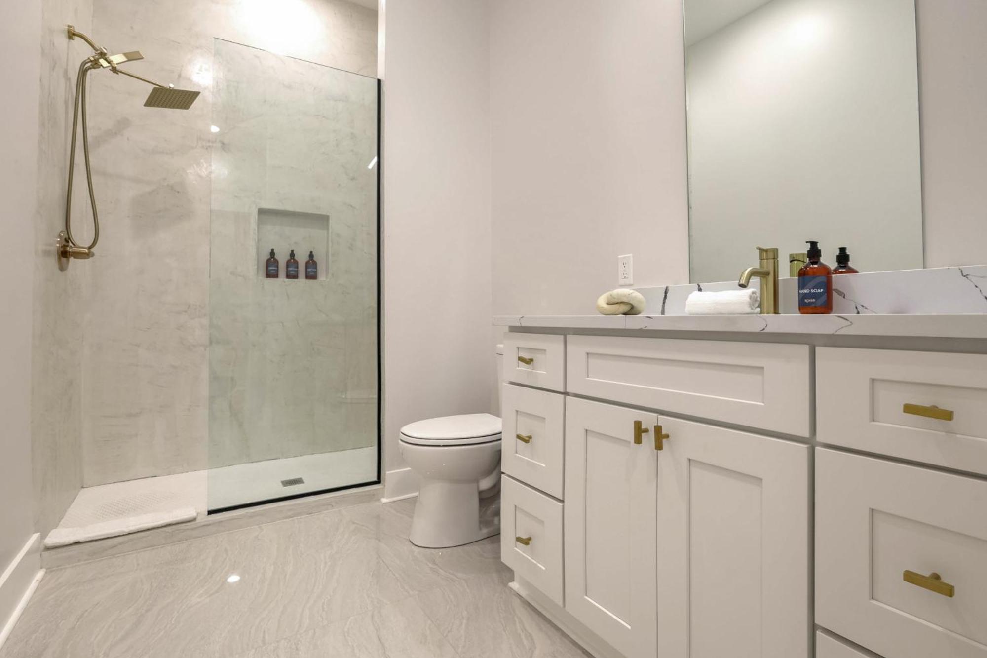 Roami At The Churchill New Orleans