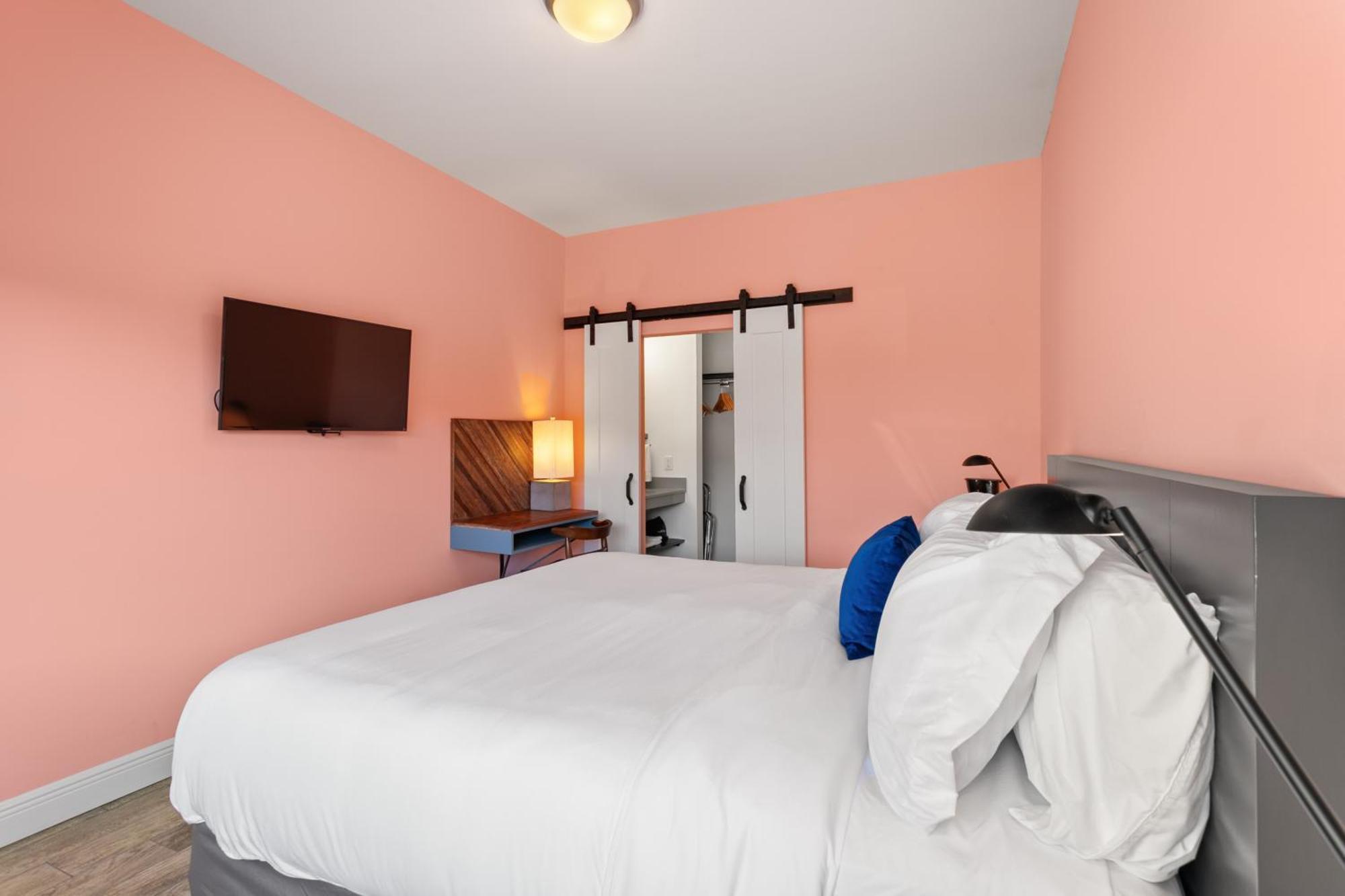 The Iris * New Orleans