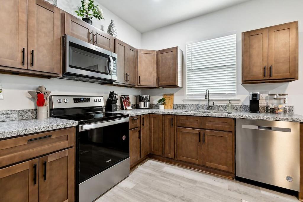 15 Bedrooms In The Heart Of Nola
