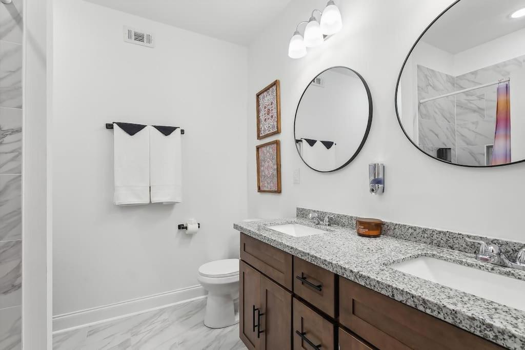 15 Bedrooms In The Heart Of Nola Apartment New Orleans