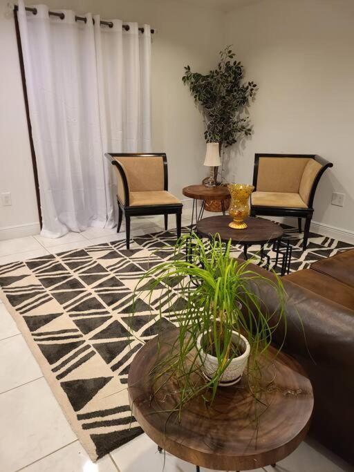 Henry's Place, 3 Bedrooms In Lakeview New Orleans