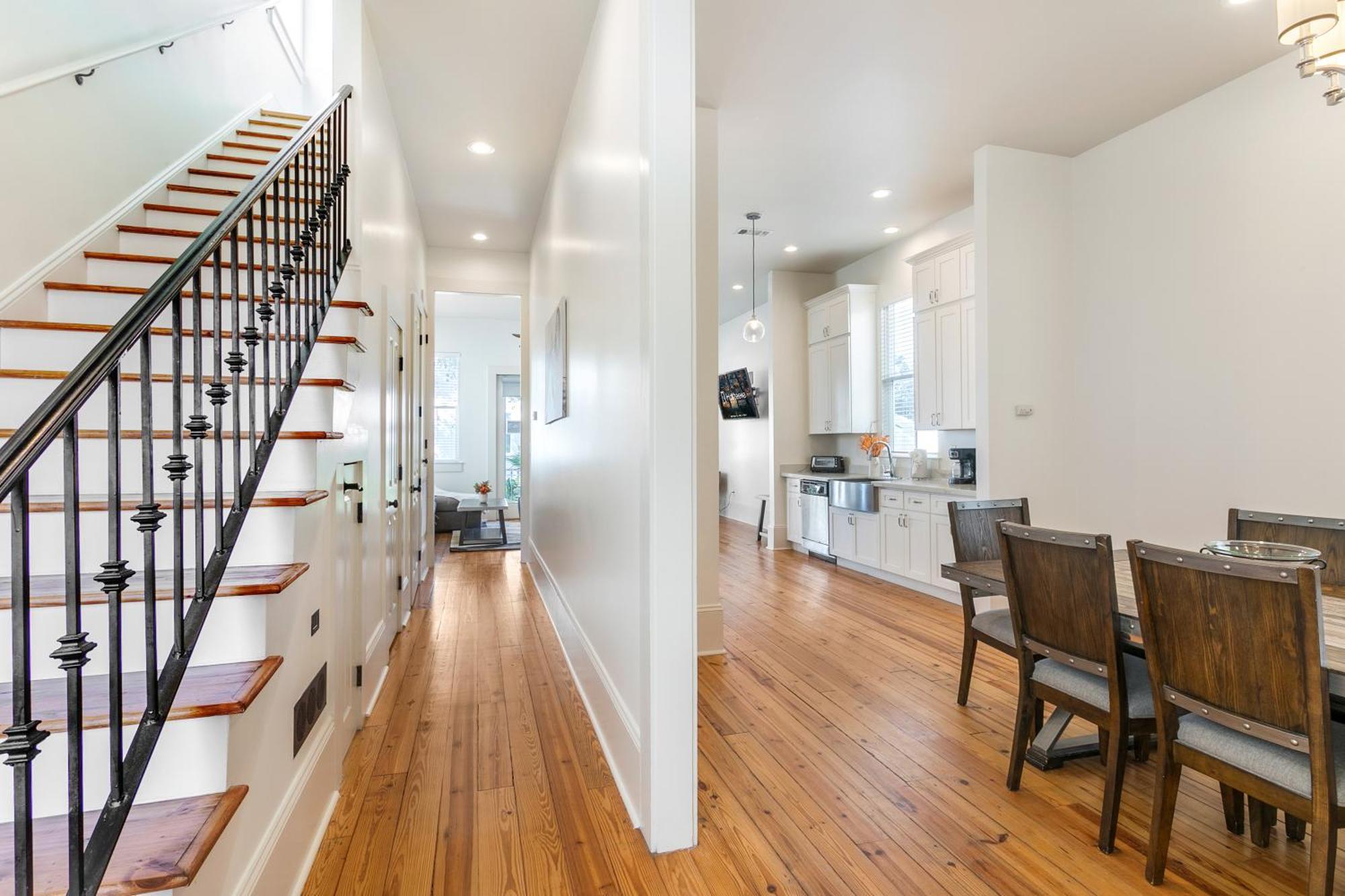 Amazing 3br Off St Charles With Pool