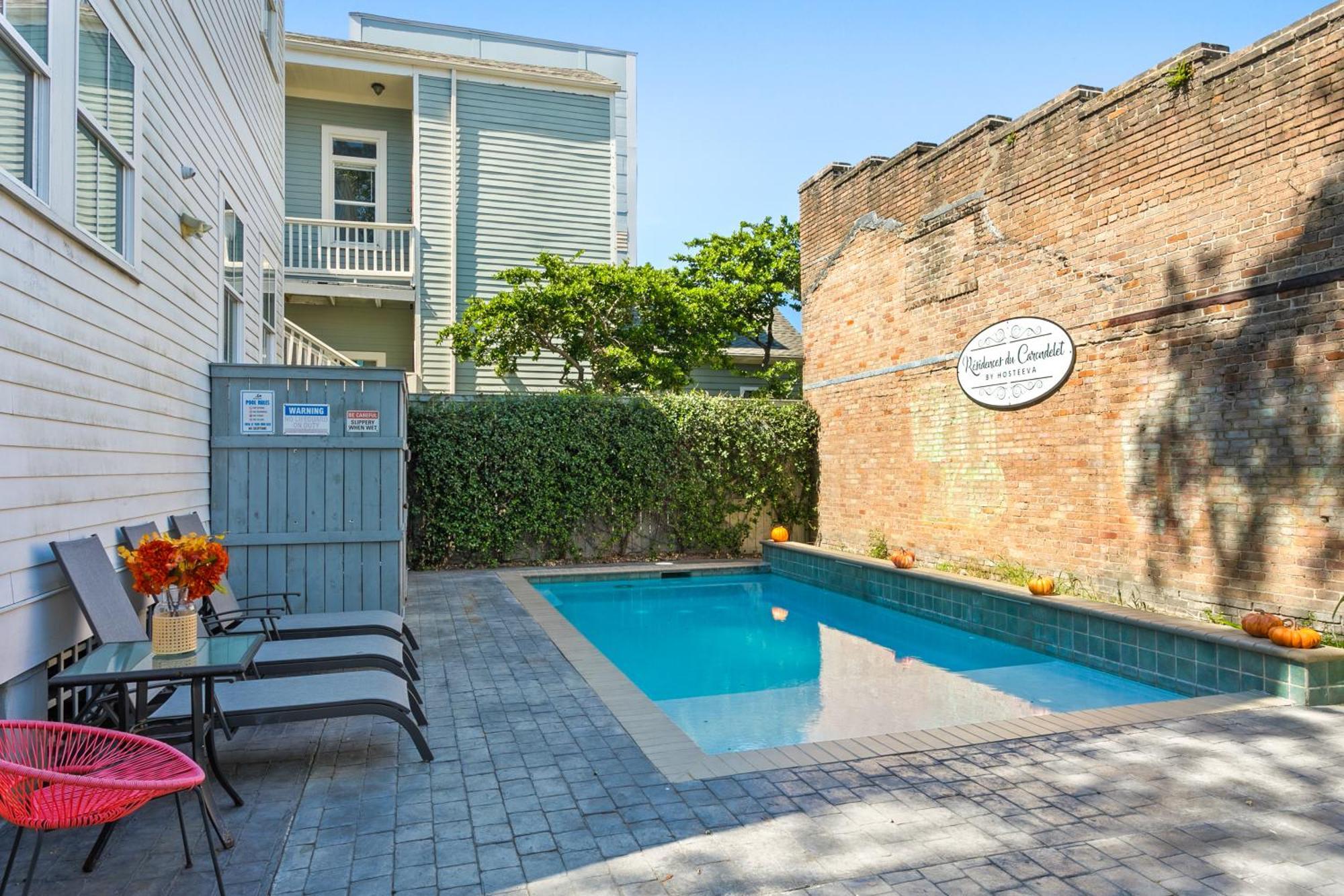 Amazing 3br Off St Charles With Pool Apartment