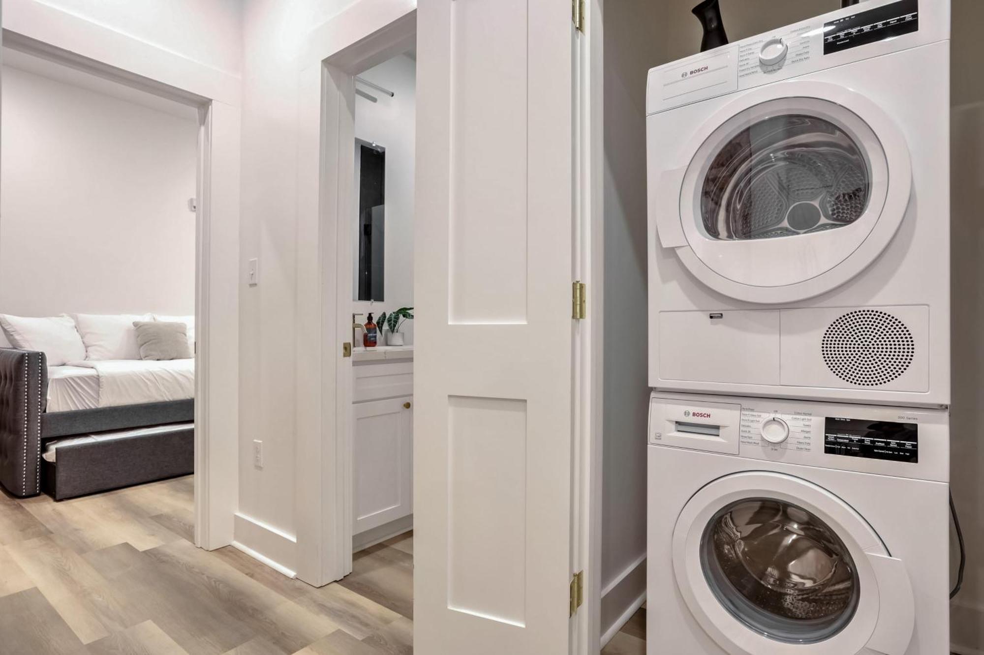 Roami At The Churchill Apartment