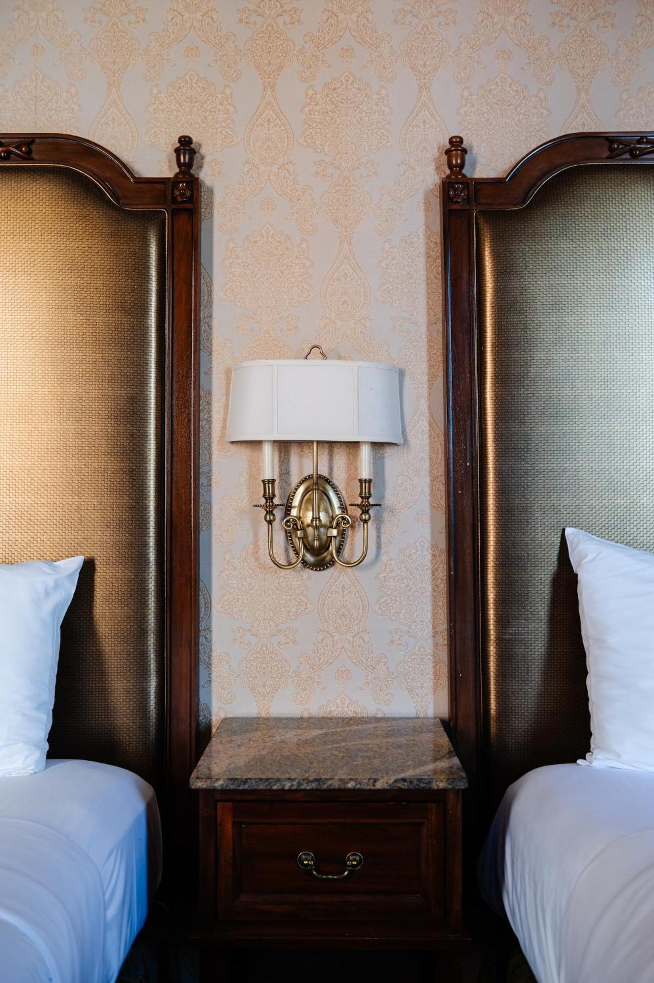The Lafayette By Kasa 3* New Orleans