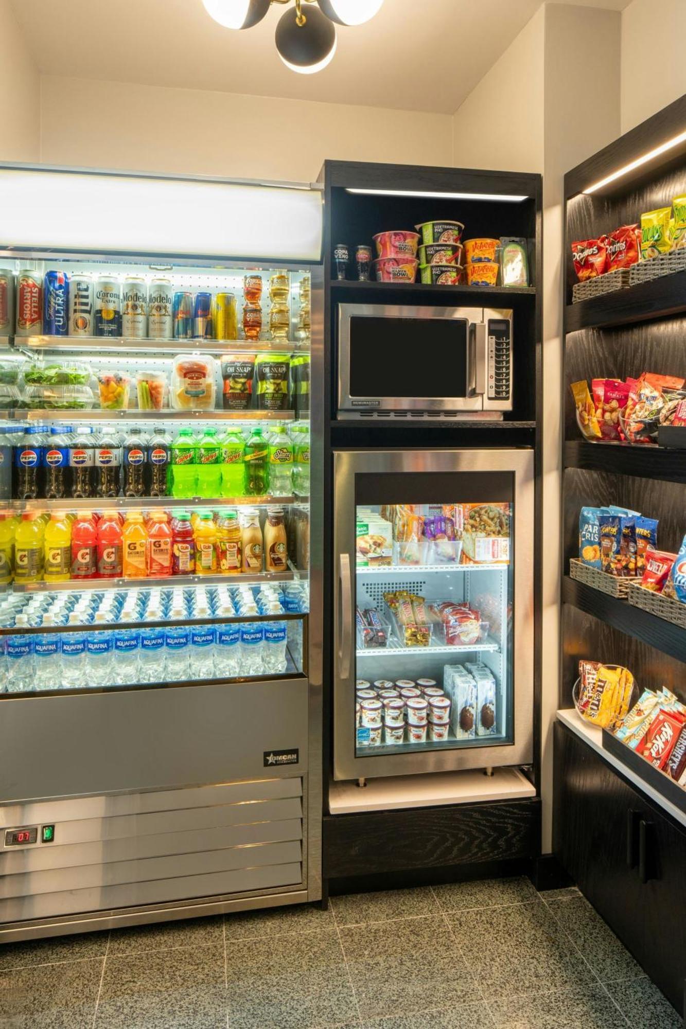 Four Points By Sheraton French Quarter Hotel