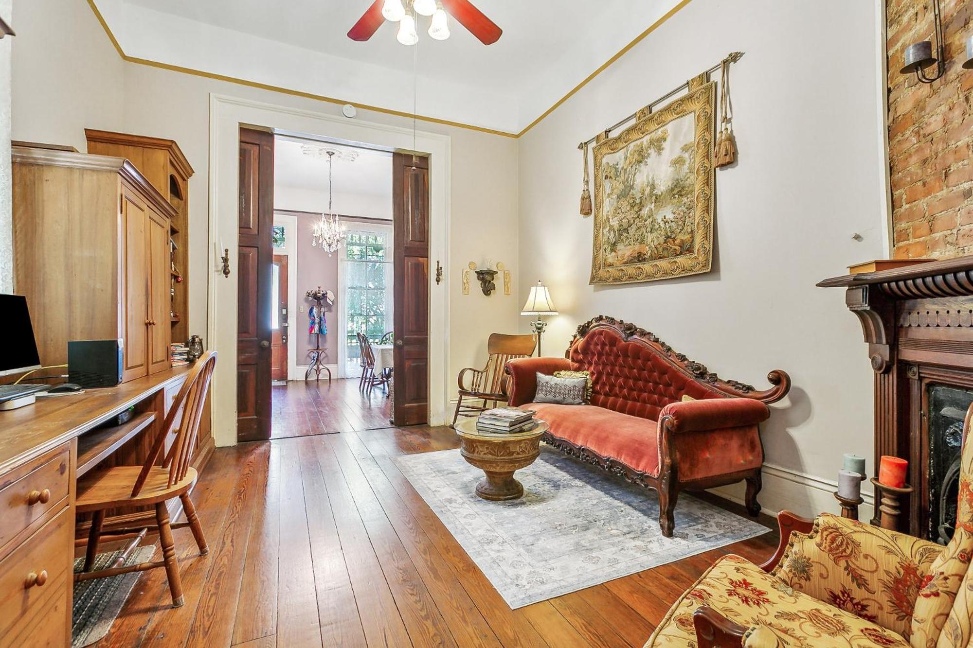 Bed & Breakfast Garden District