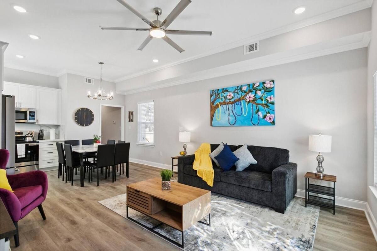 Holiday home Beautiful New 5br With Outdoor Seating