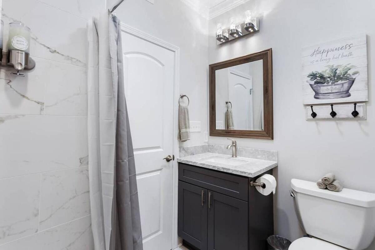 Chic 5 Bedroom Near French Quarter New Orleans