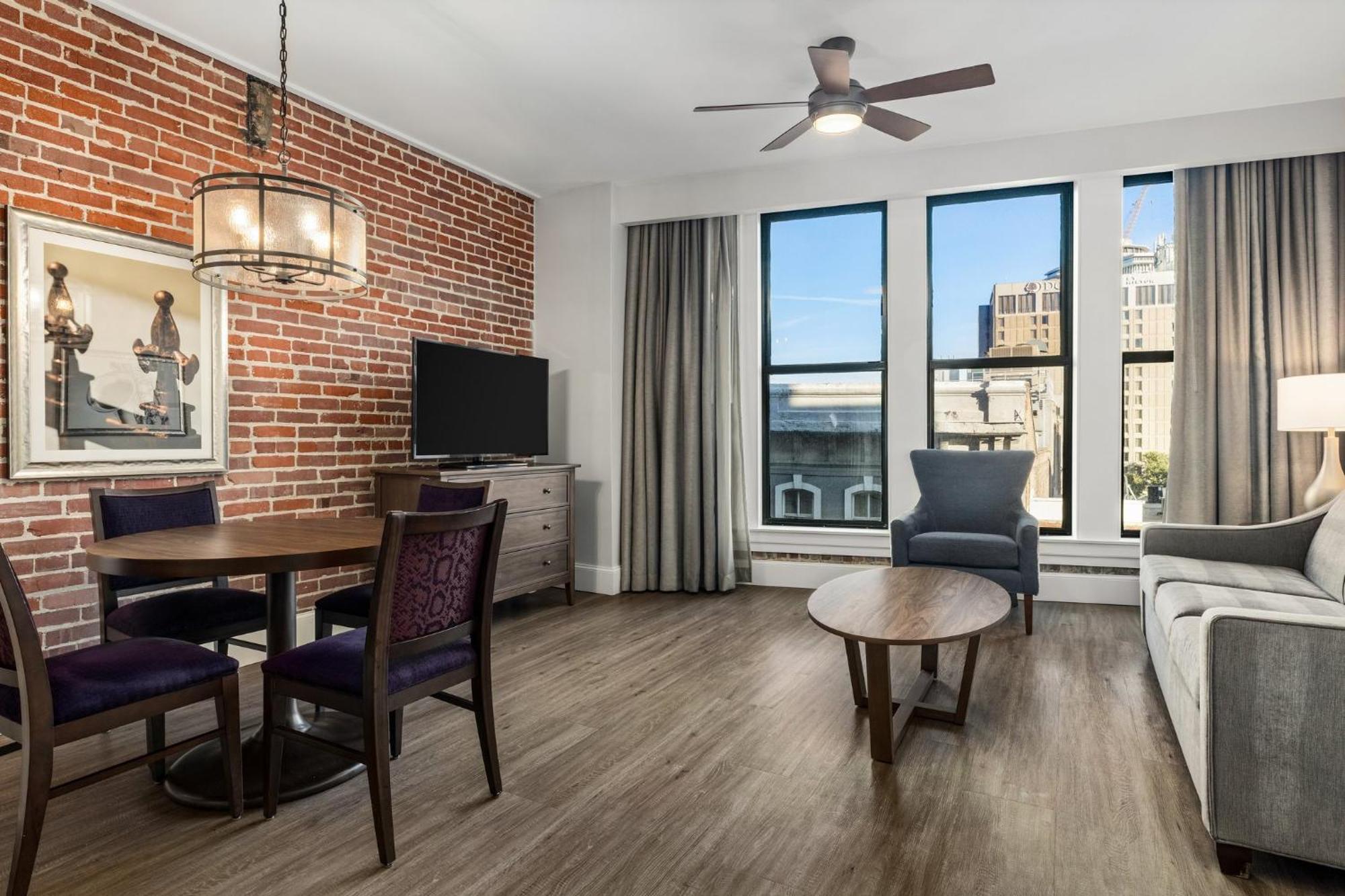 Resort Club Wyndham La Belle Maison New Orleans