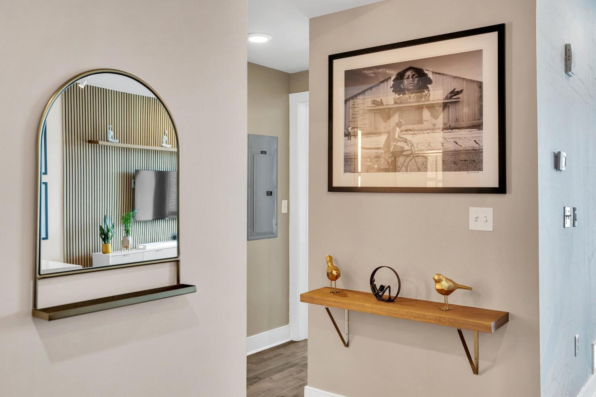 Bywater W Pool & Gym Near Crescent Park Apartment