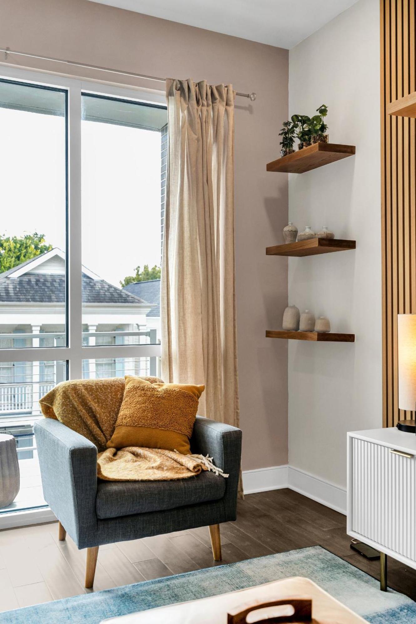Apartment Bywater W Pool & Gym Near Crescent Park