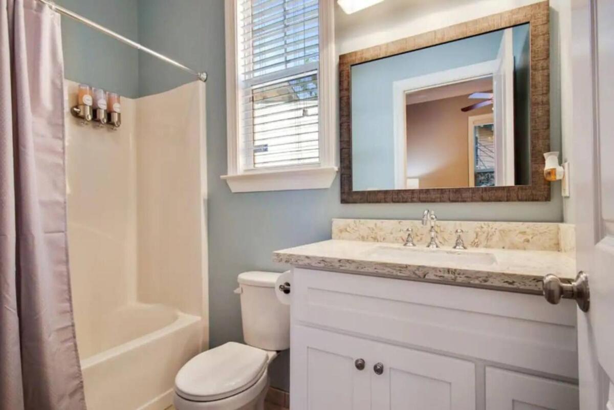 Luxurious Single With Private Yard Holiday home