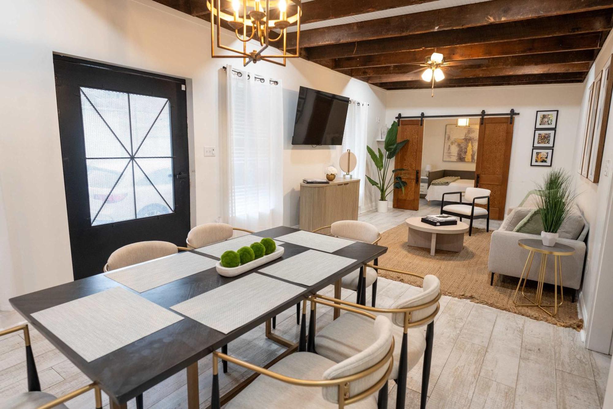 Mid Magic 7 Apartment *