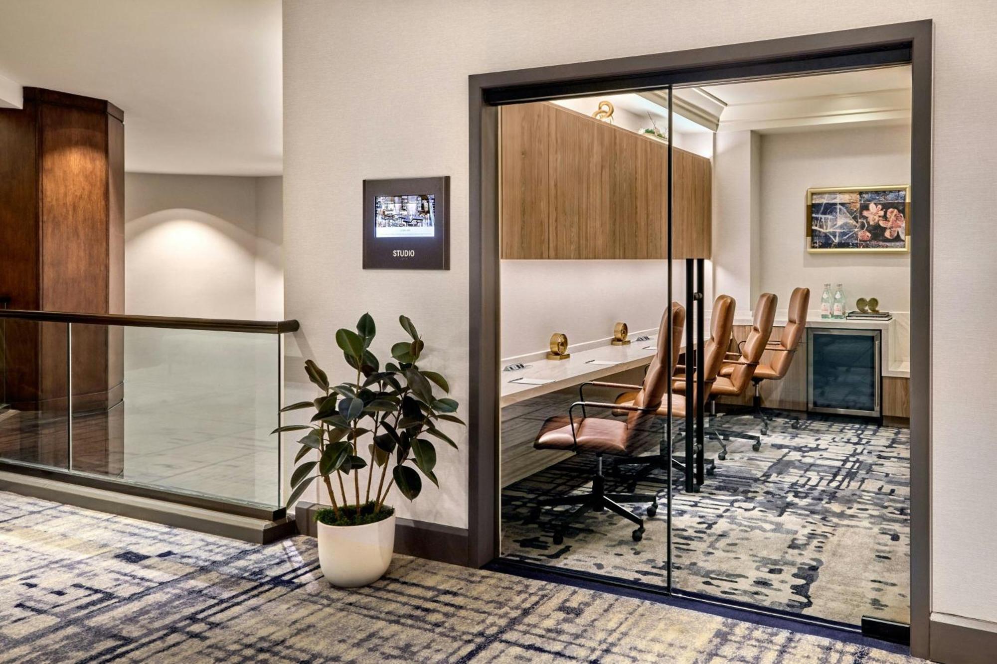 Jw Marriott New Orleans