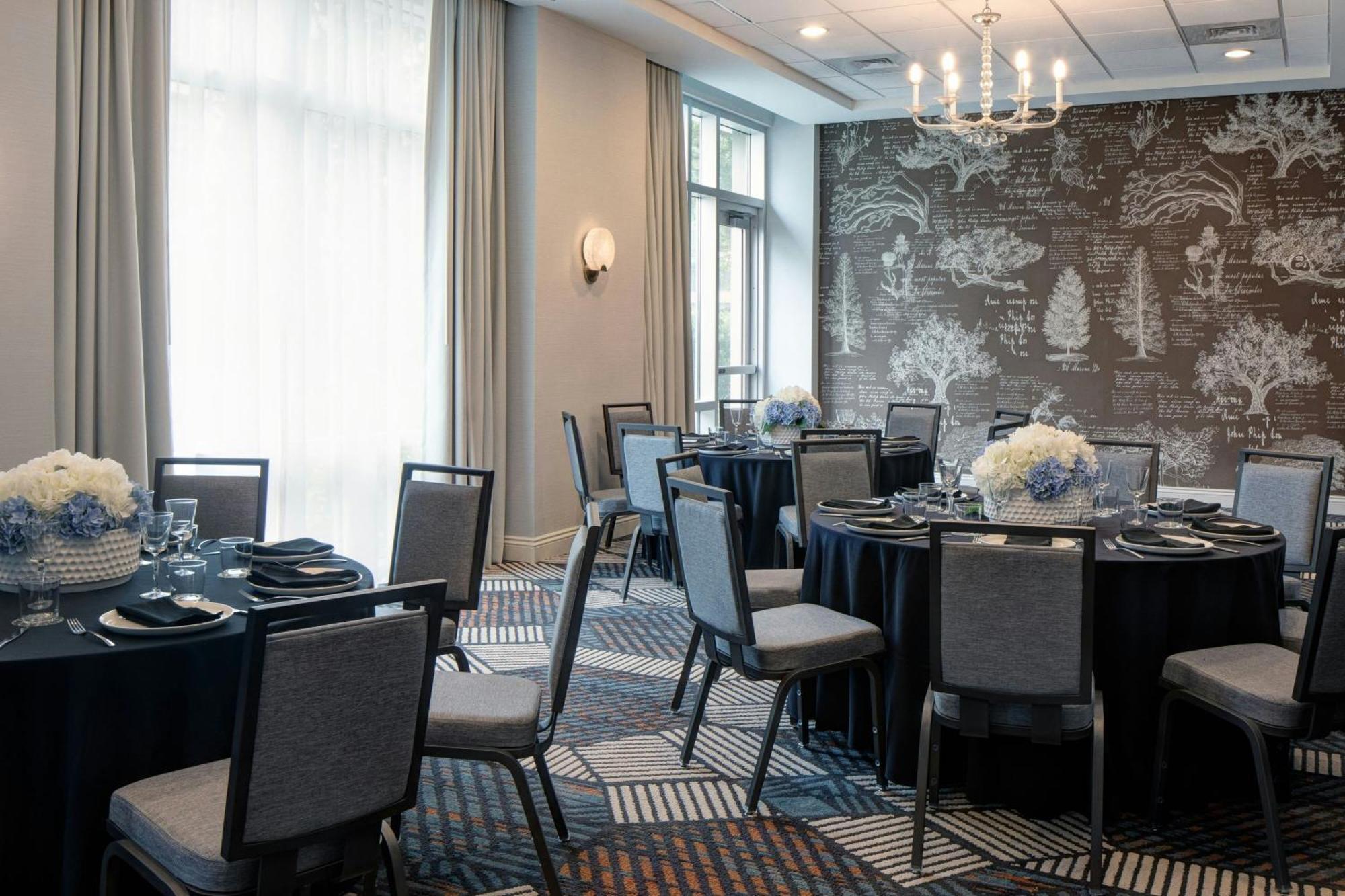 Tonnelle New Orleans, A Tribute Portfolio 4*