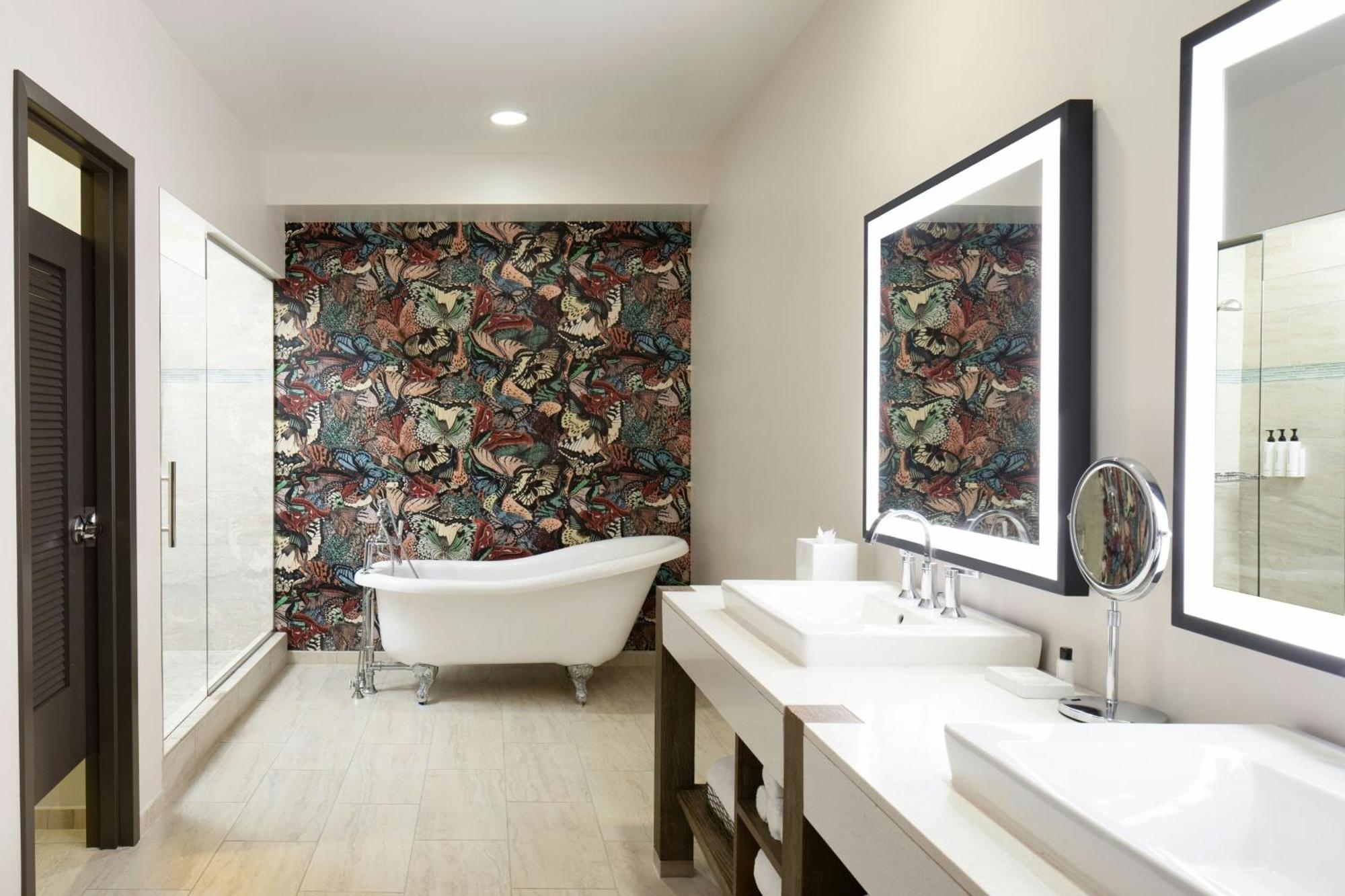 Tonnelle New Orleans, A Tribute Portfolio Hotel