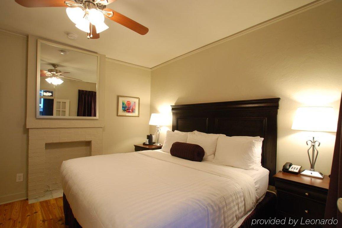 On Ursulines, A French Quarter Inn