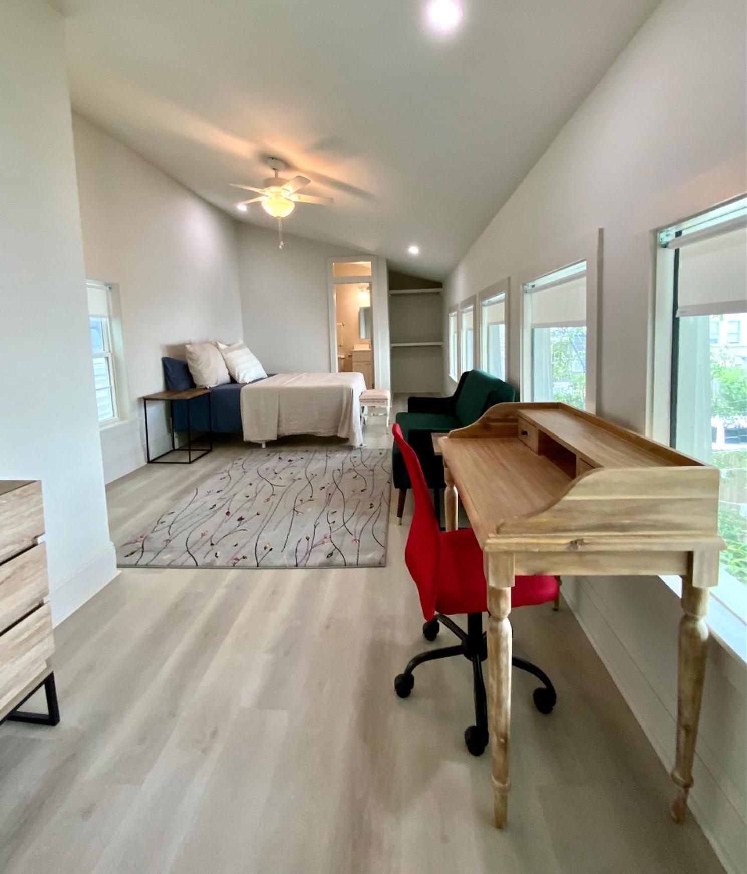 Historic Garden District!