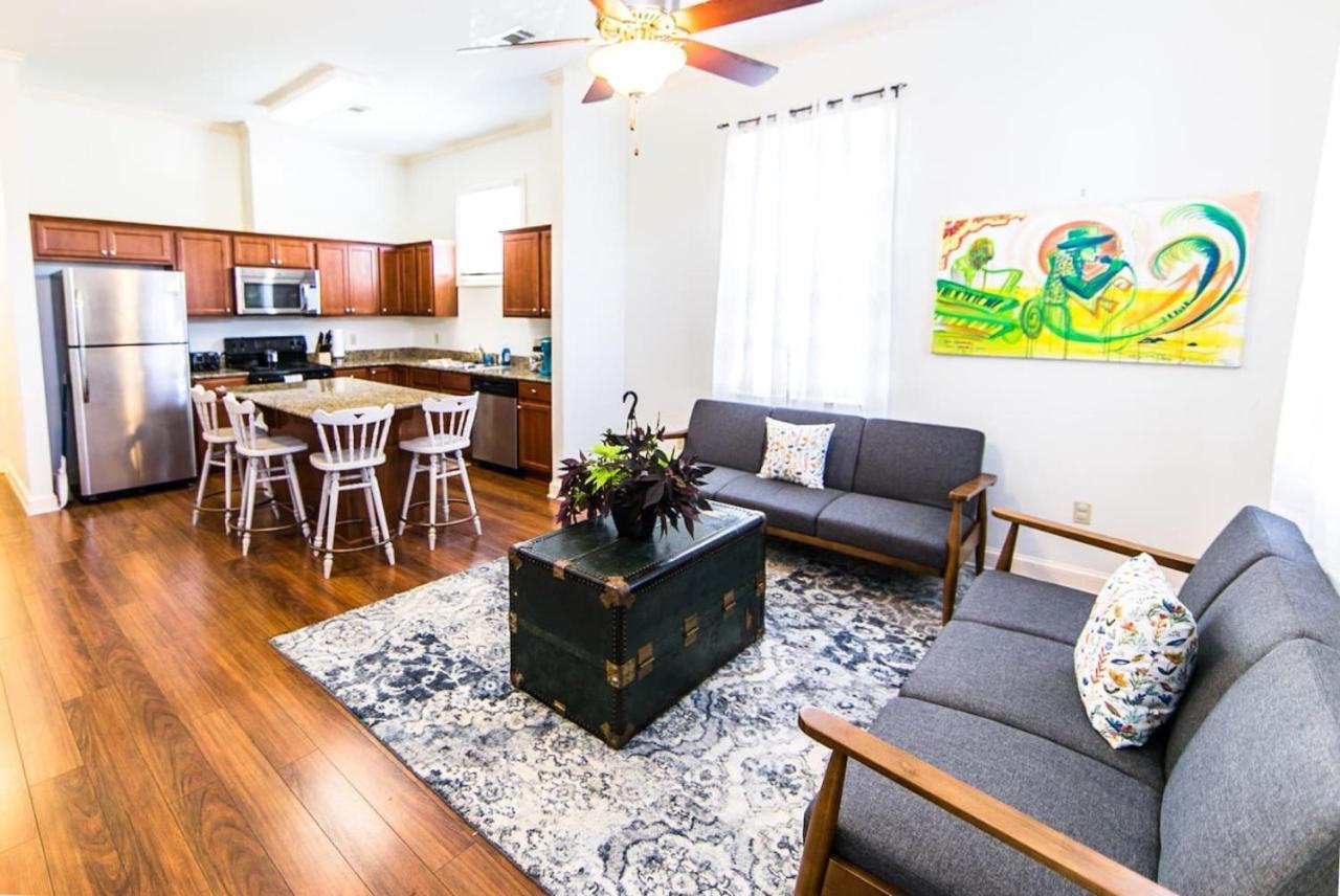 Dumaine Cozy - 3 Bed Close To Qtr Holiday home *