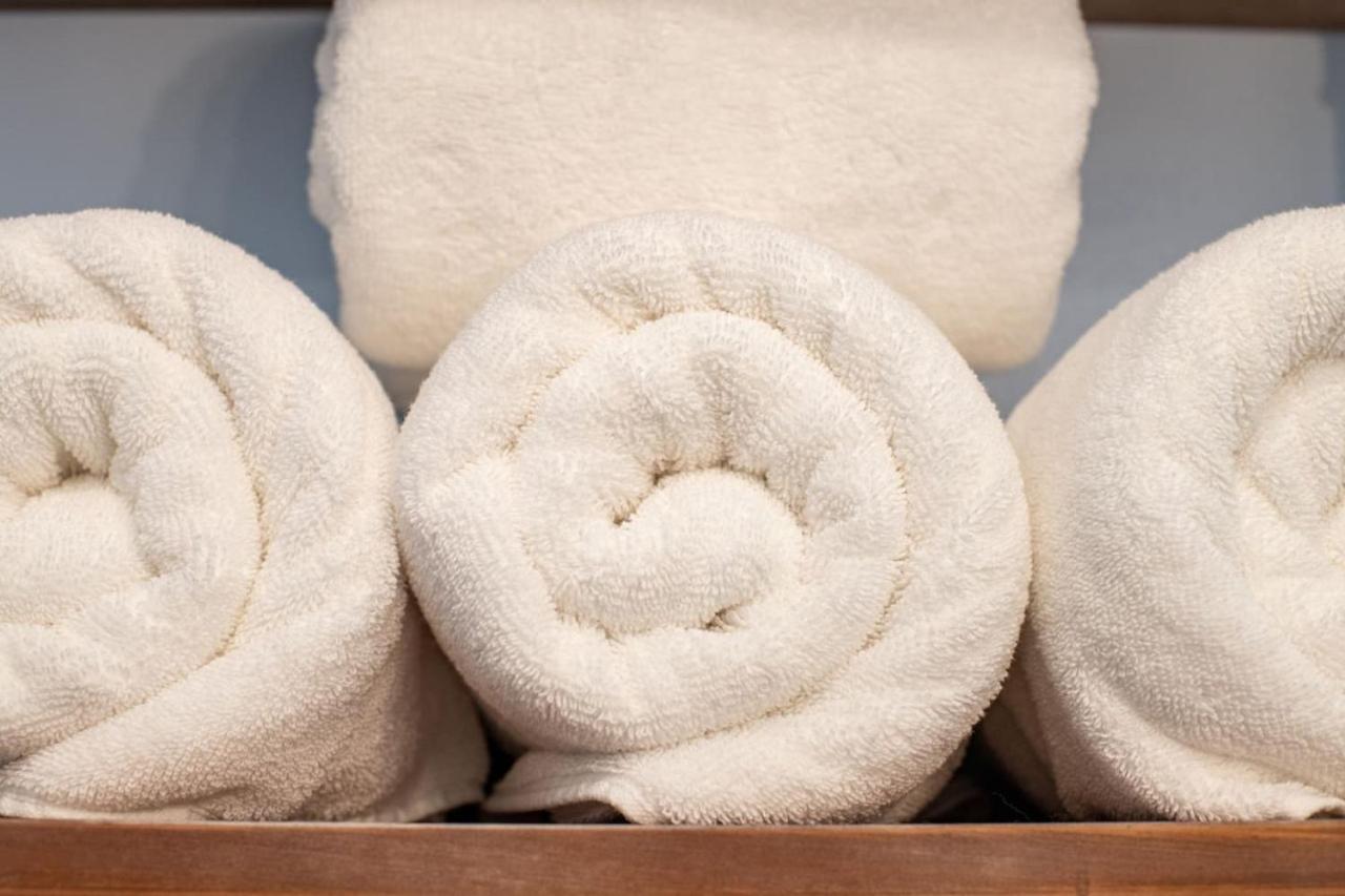 St Philip Gem 5 Bed-5 Bath Steps To Fq - Monthly Holiday home *