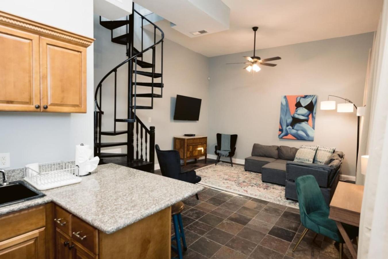 1529 Dumaine Street * New Orleans