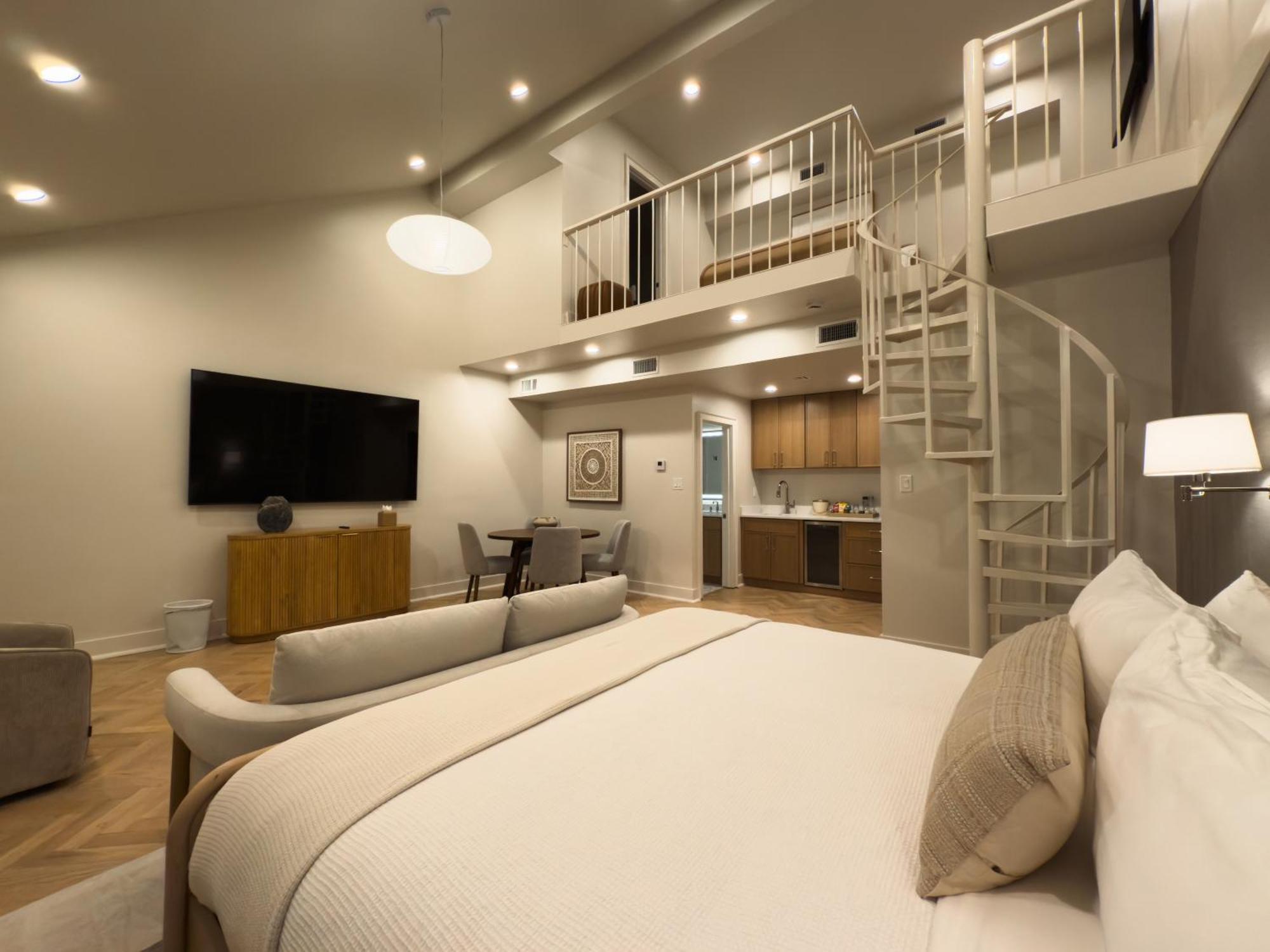 Hotel Garden District 5*