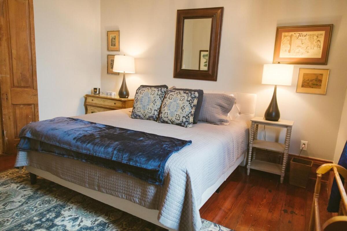 Miss Ruby's Mid-city *