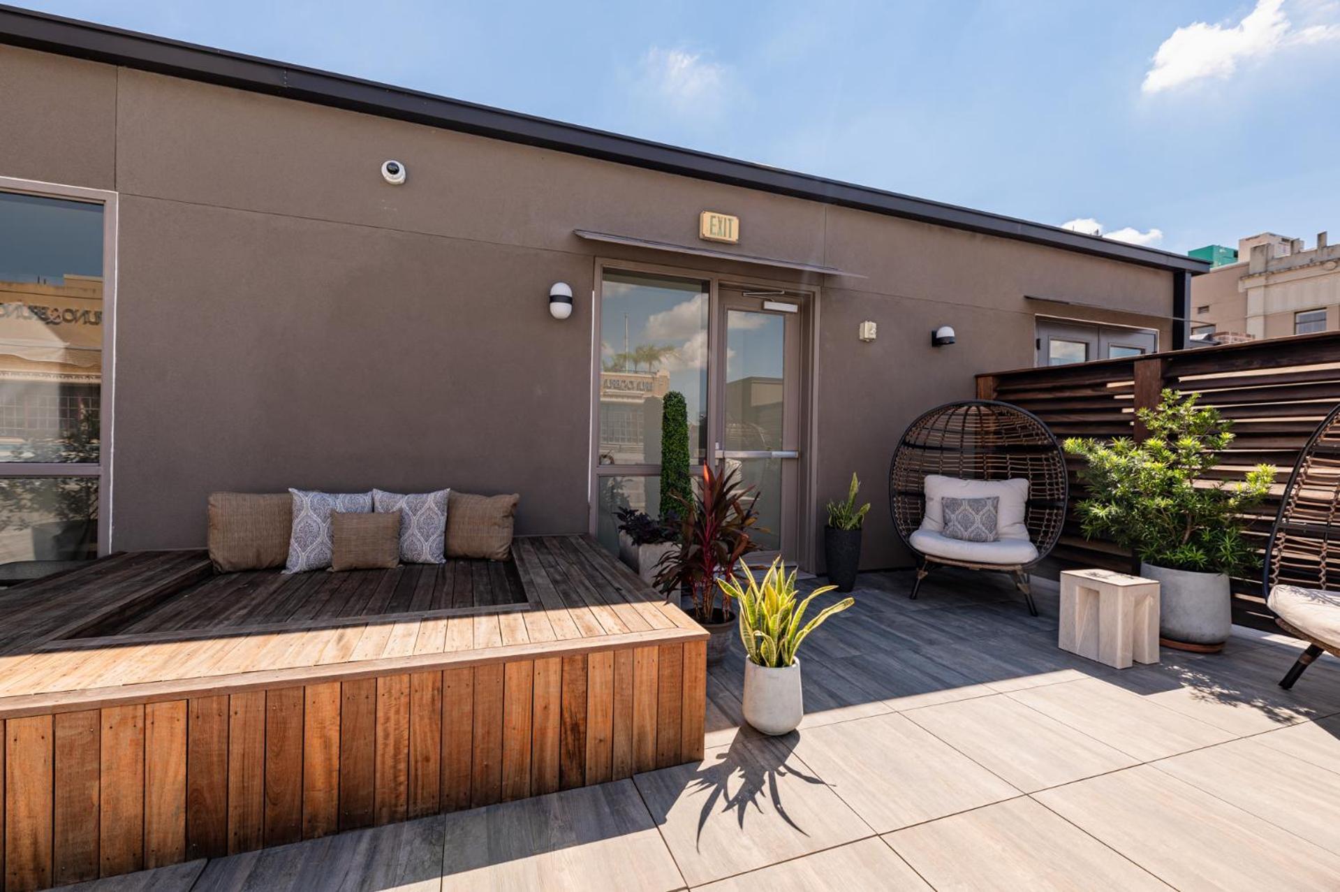 Hotel Downtown 2br Queen Sleeper Sofa Near Superdome And Parade Route New Orleans