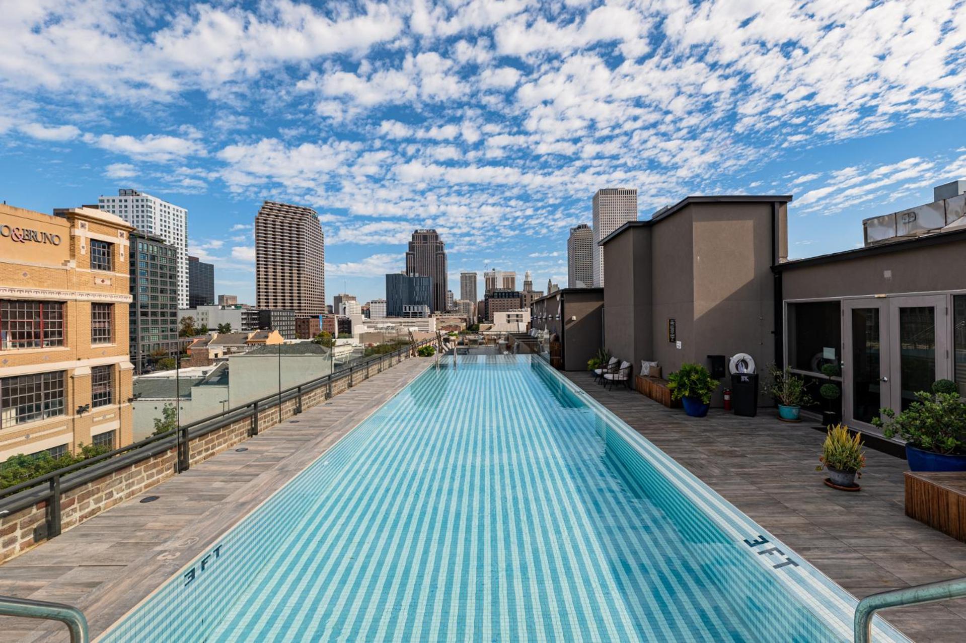 Downtown 2br Queen Sleeper Sofa Near Superdome And Parade Route New Orleans