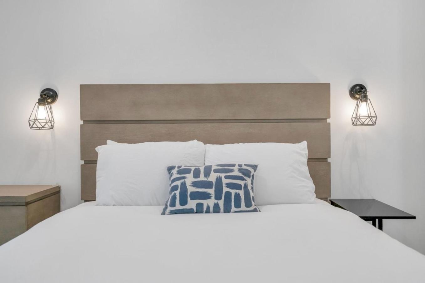 Spectacular Sleep 20 Near Fq W Pool Hotel *