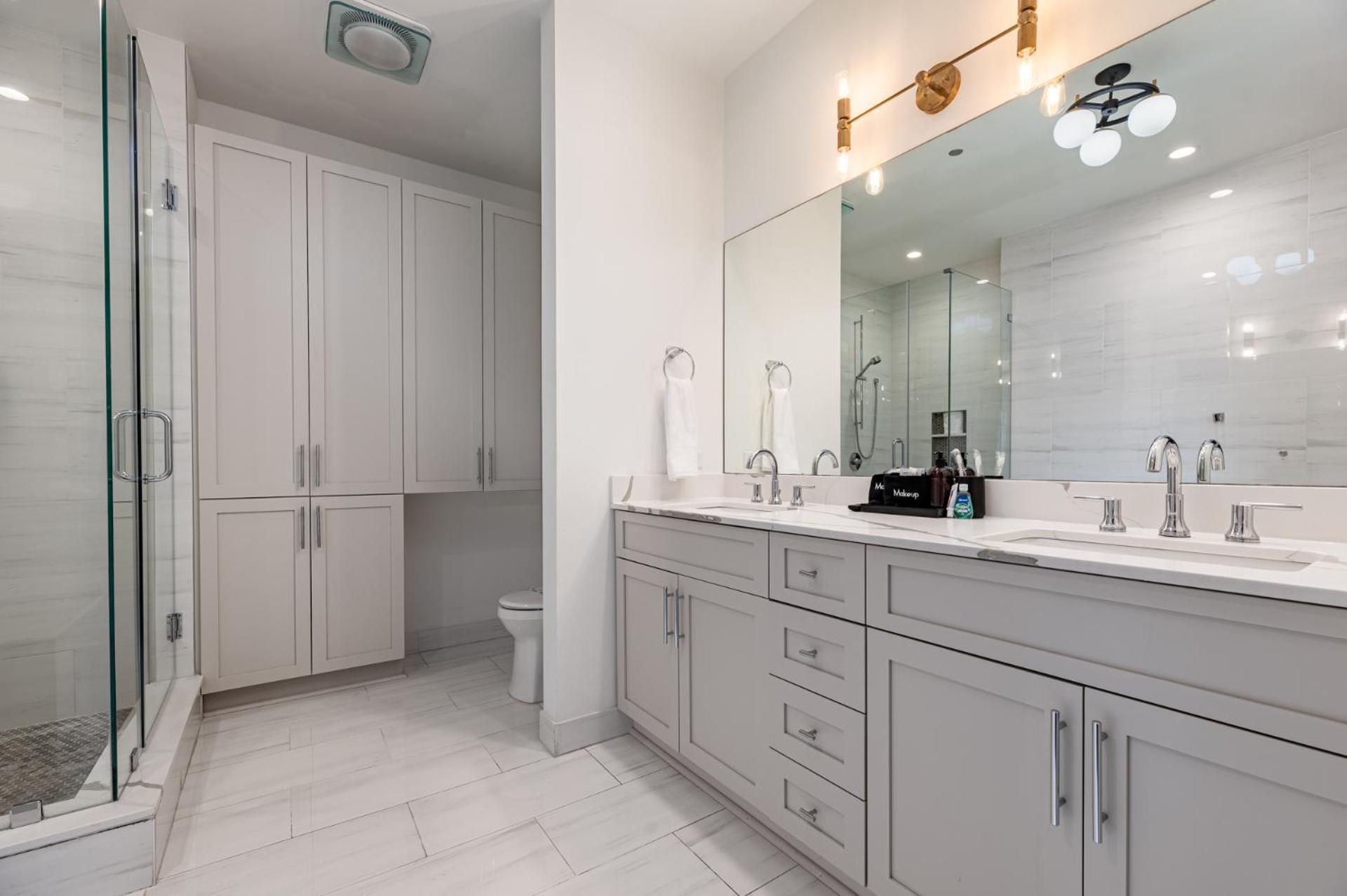 888 Baronne New Orleans