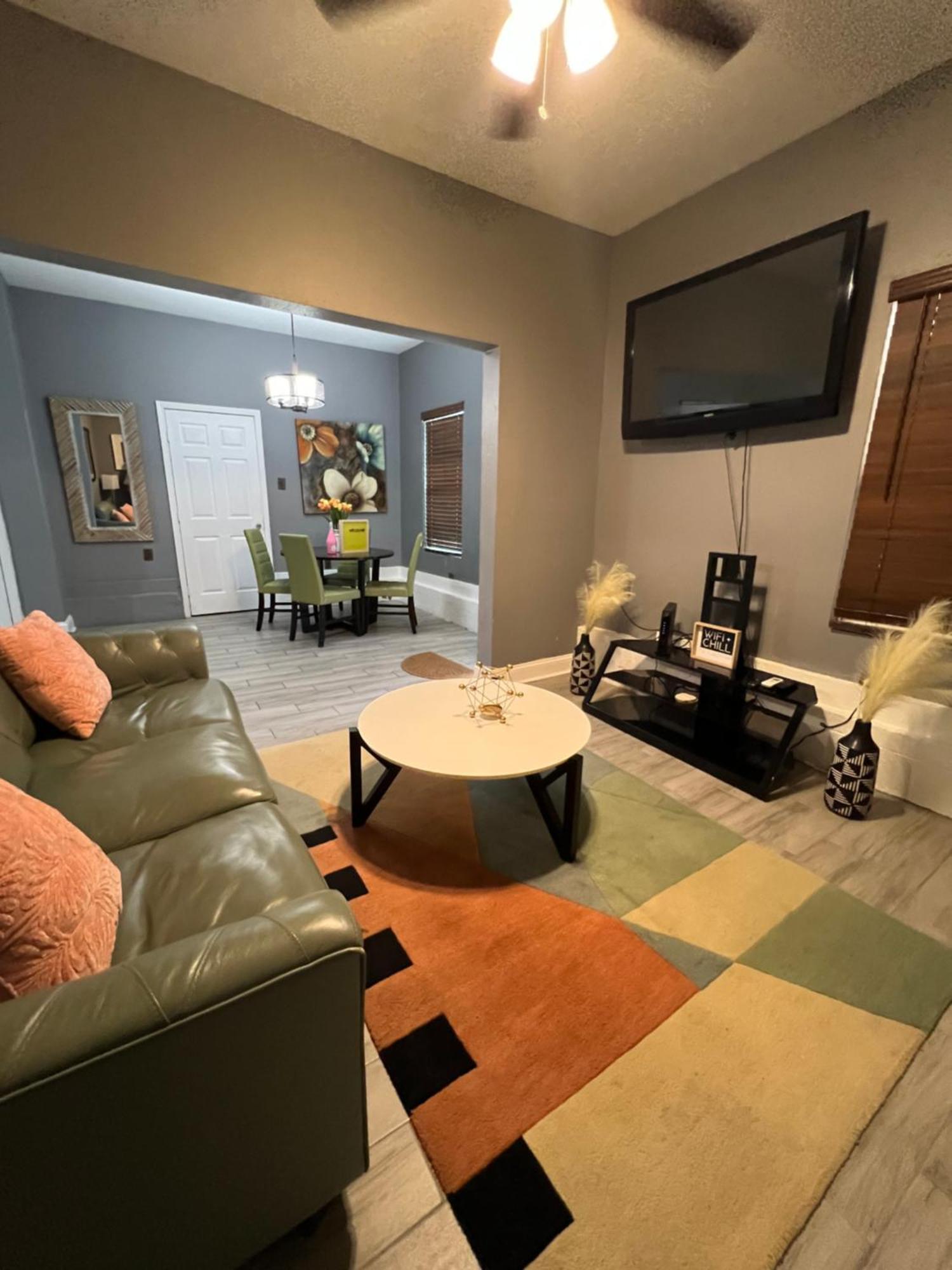 Apartment Cozy Frenchmen St