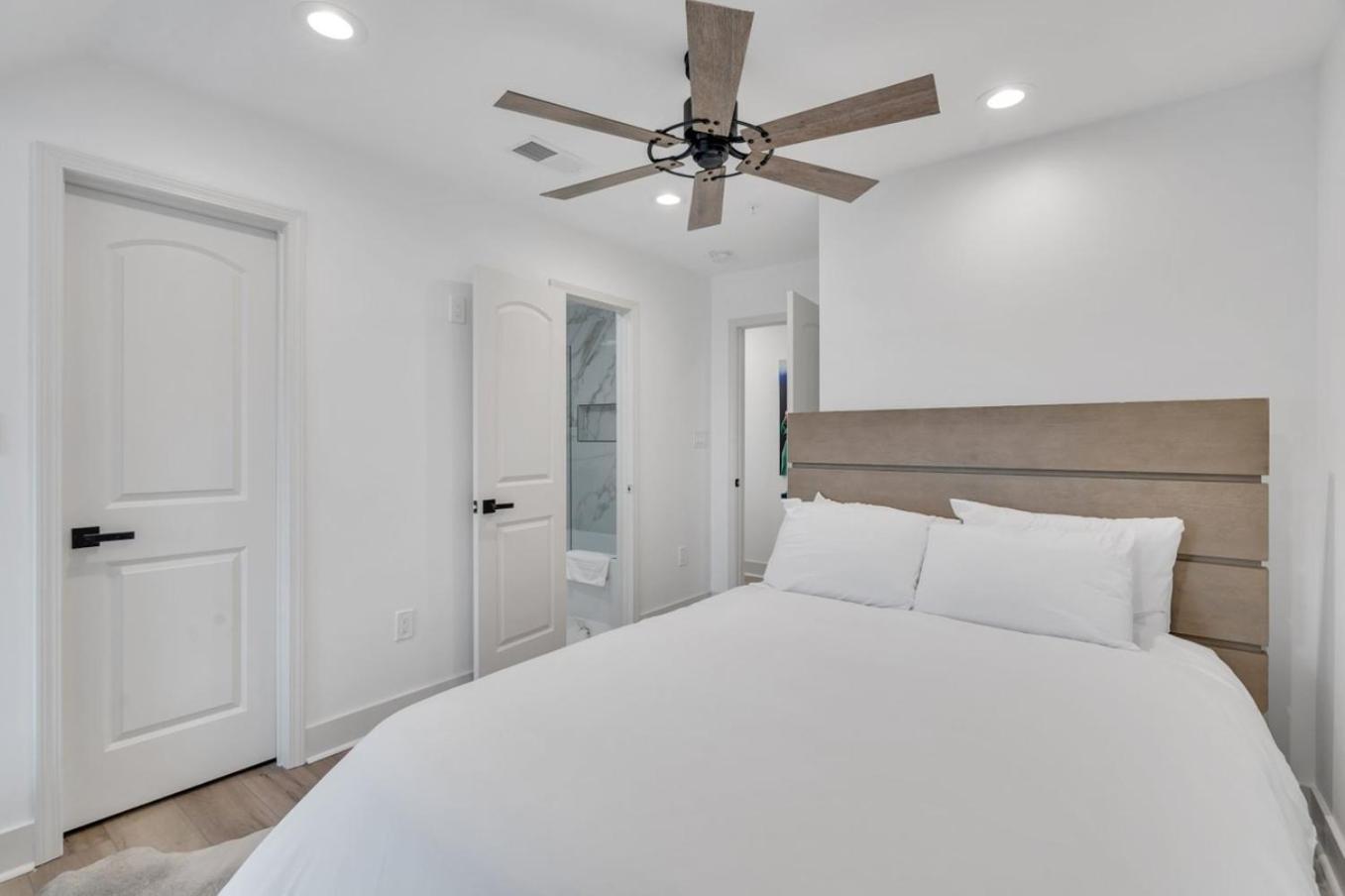 Hotel Spectacular Sleep 20 Near Fq W Pool *