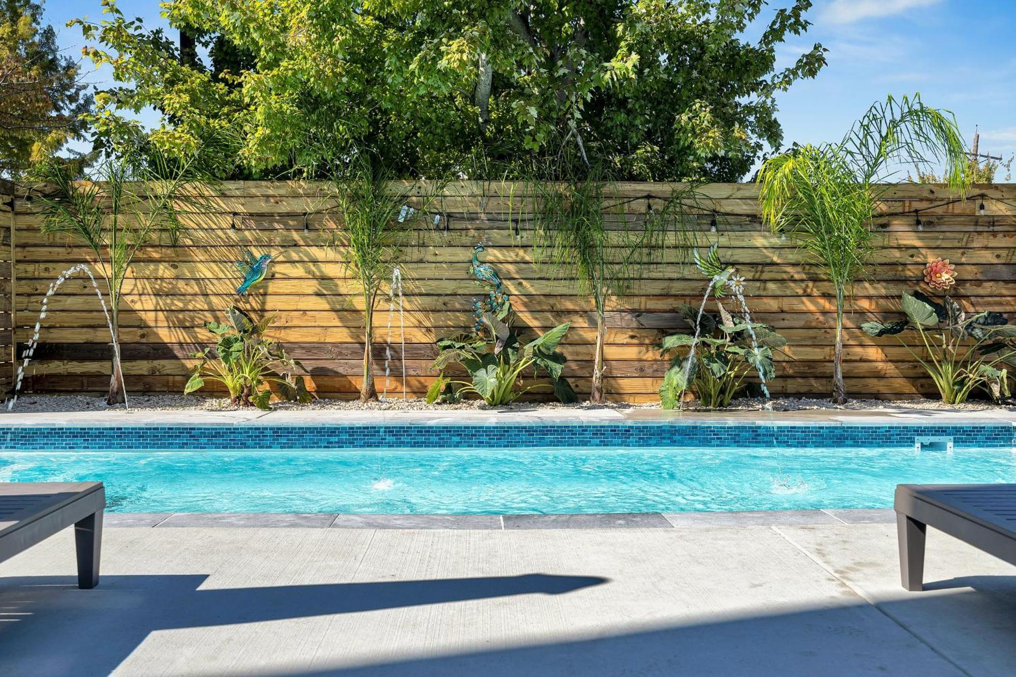 Hotel Spectacular Sleep 20 Near Fq W Pool