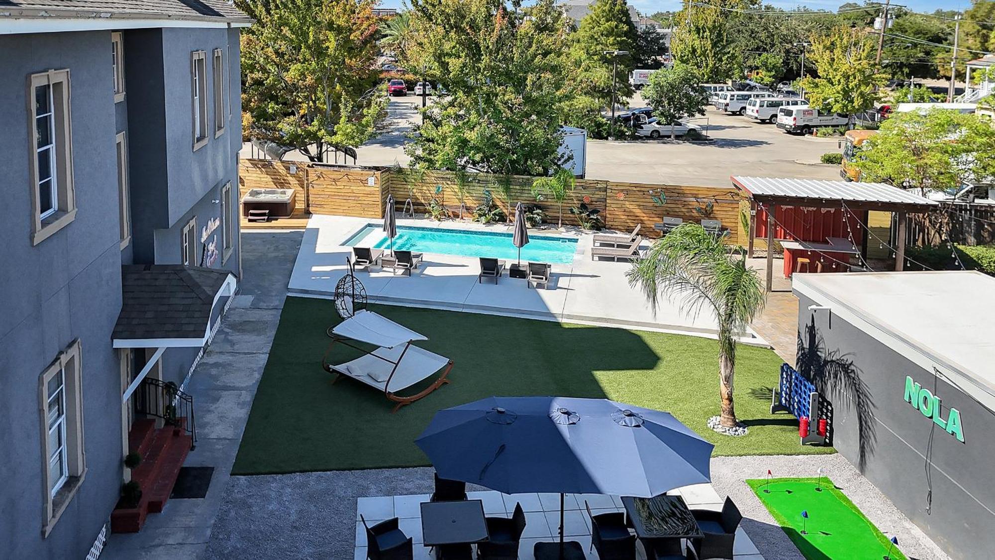 Hotel Spectacular Sleep 20 Near Fq W Pool