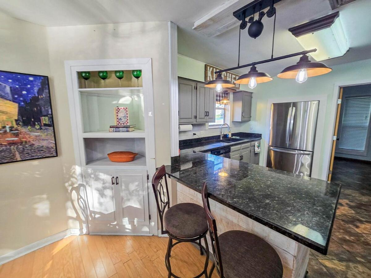 Waterfront Gem * New Orleans