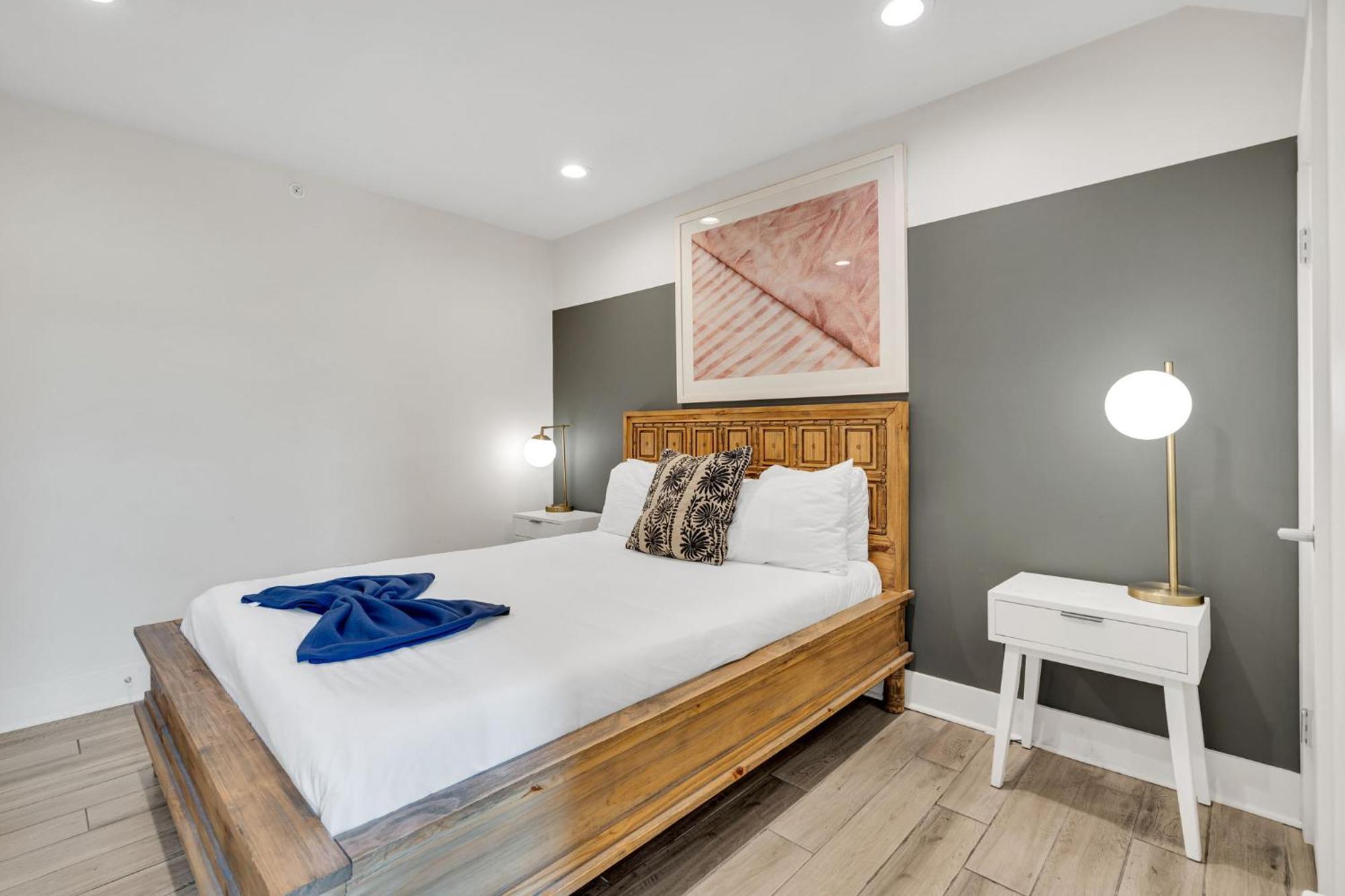 Charming 2br Loft Steps To Frenchmen & French Q * New Orleans