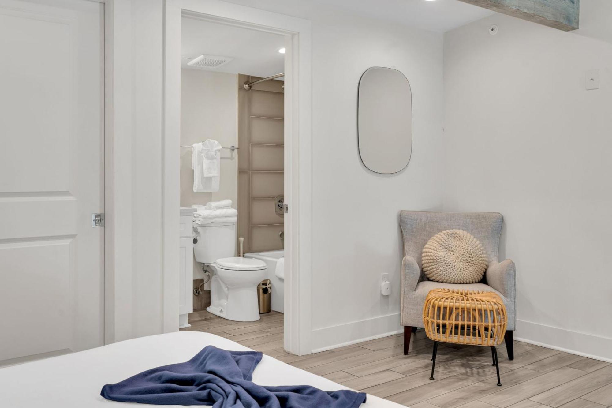 Hotel Charming 2br Loft Steps To Frenchmen & French Q