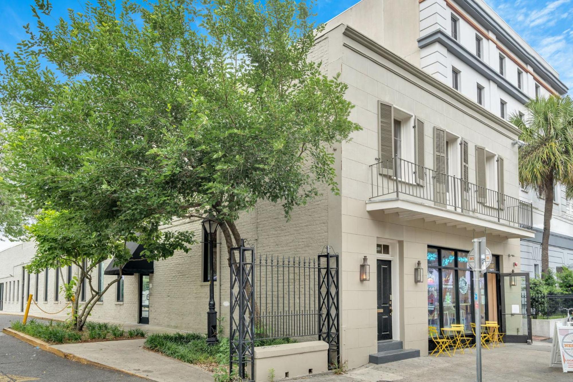 Marigny Hideaway Across From French Quarter Hotel *