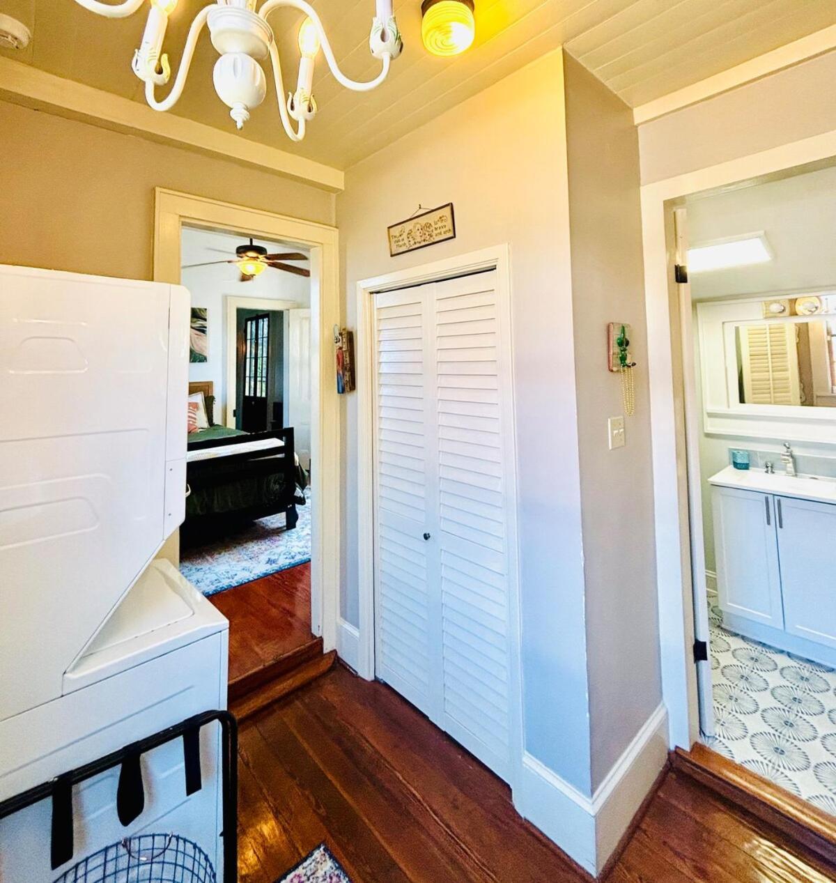 Holiday home Charming Hideaway *