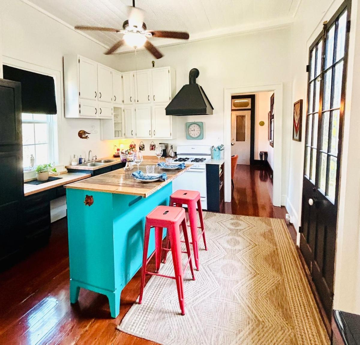 Holiday home Charming Hideaway New Orleans