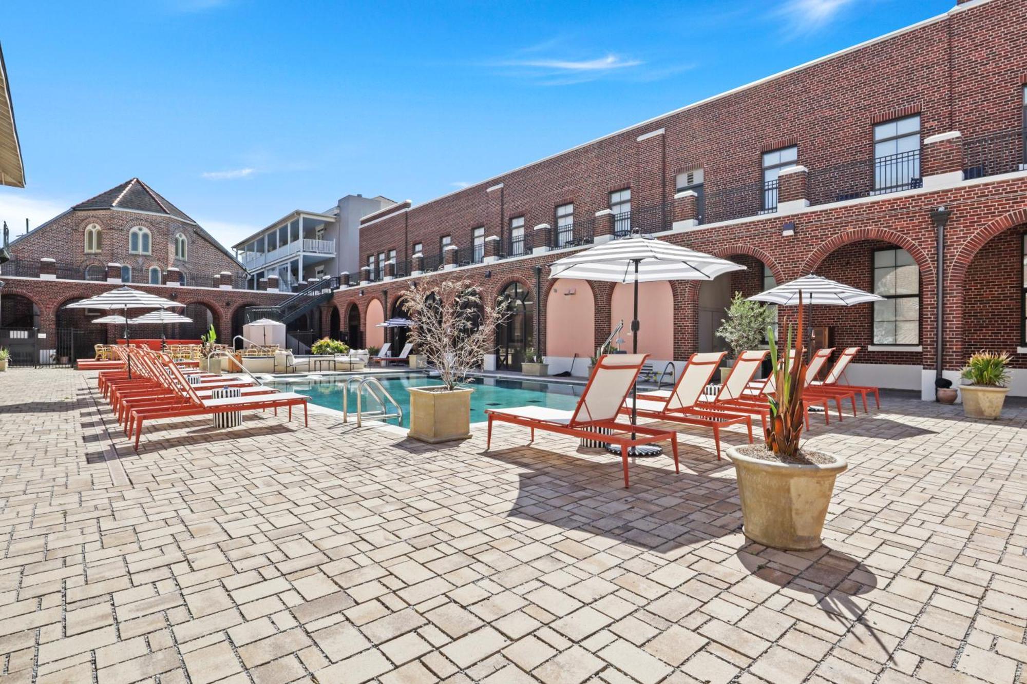 Bywater Aparthotel