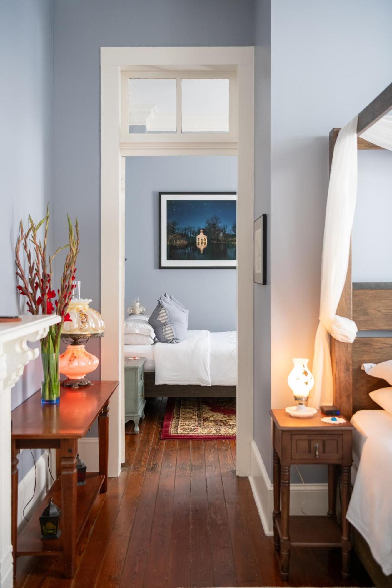 Luxury Historic Shotgun In Lower Garden District Holiday home *