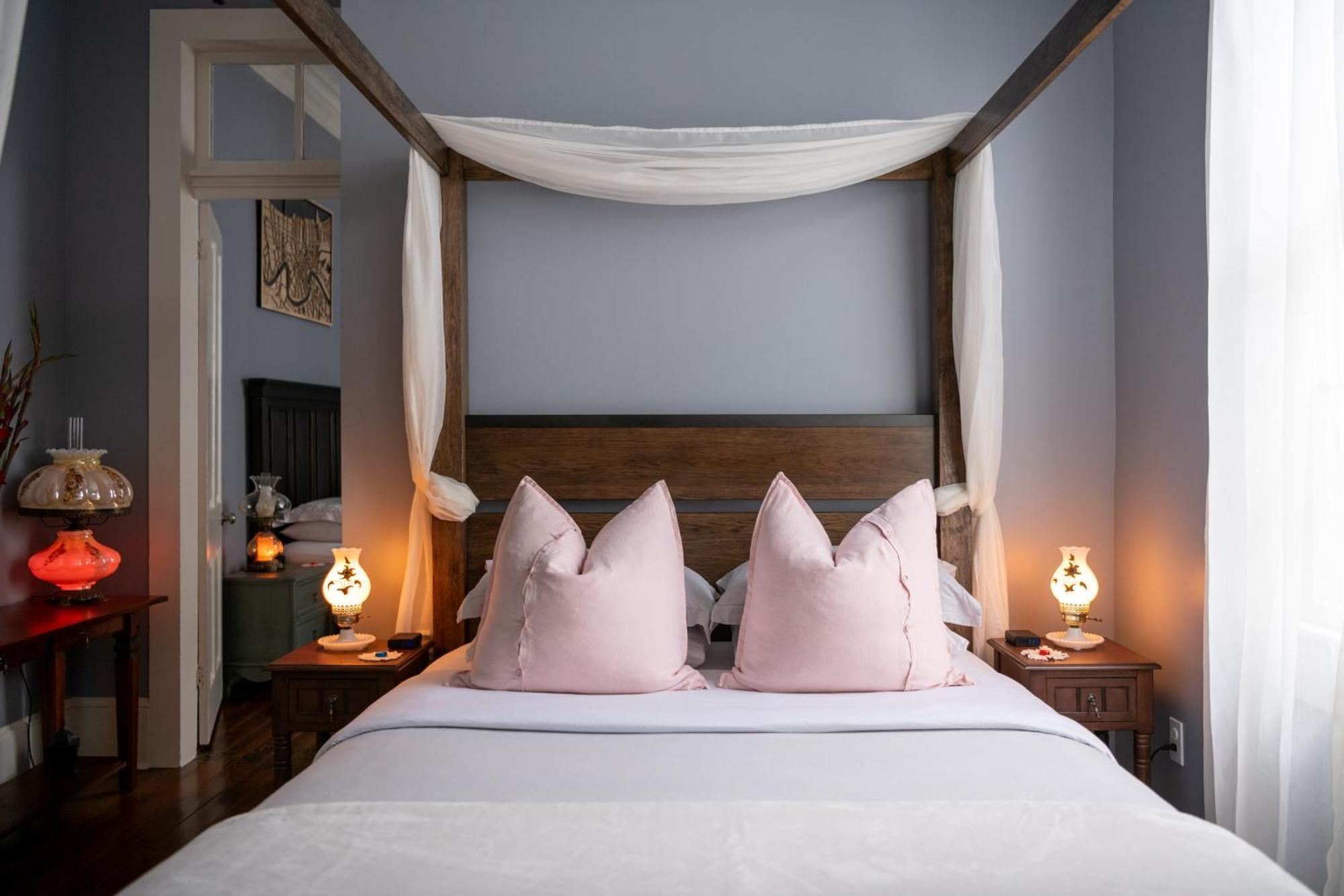 Luxury Historic Shotgun In Lower Garden District New Orleans