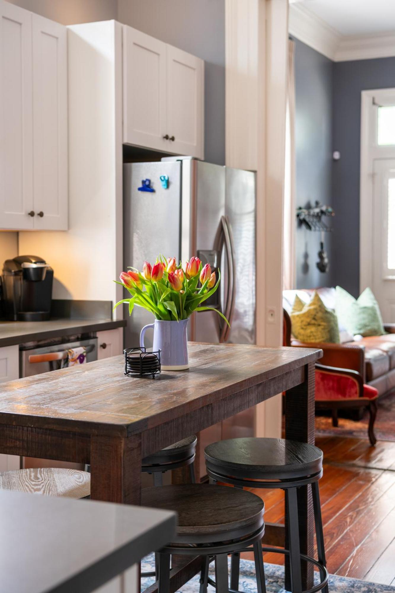 Luxury Historic Shotgun In Lower Garden District New Orleans